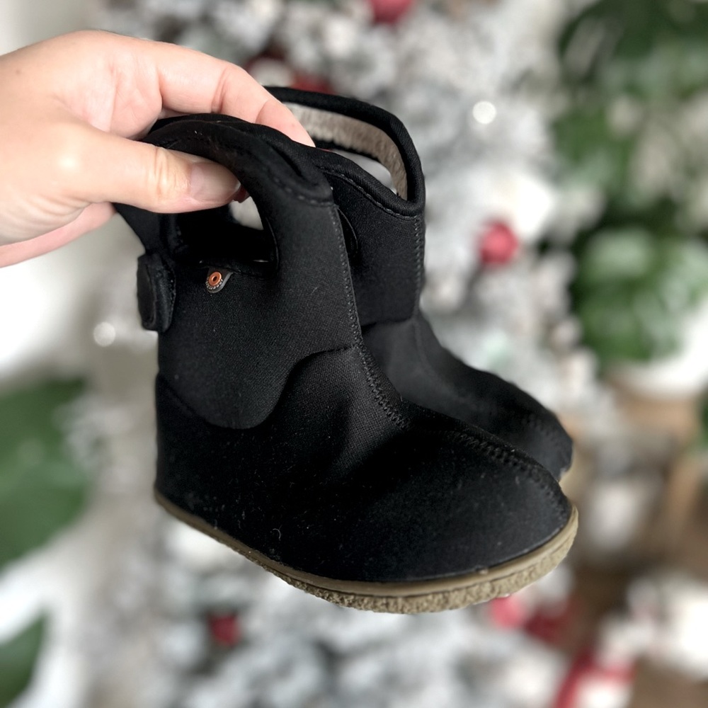 Gently used Bogs boots